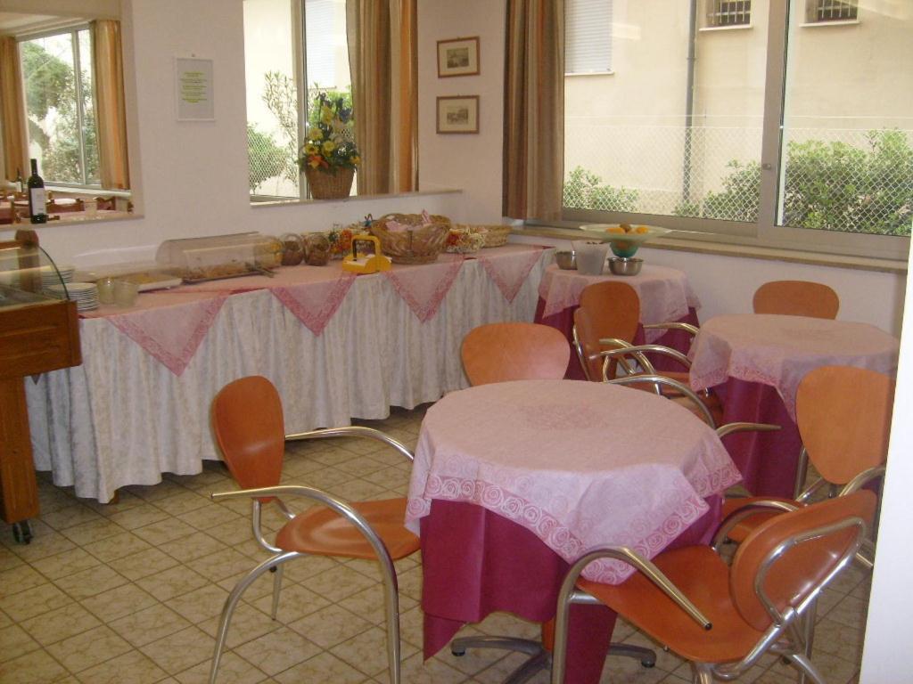 Hotel Bel Air Rivazzurra Di Rimini Екстер'єр фото