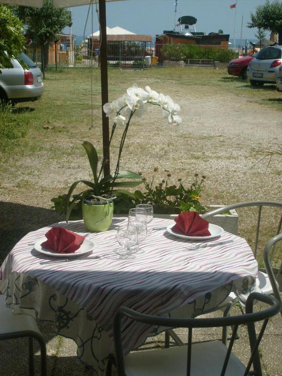 Hotel Bel Air Rivazzurra Di Rimini Екстер'єр фото