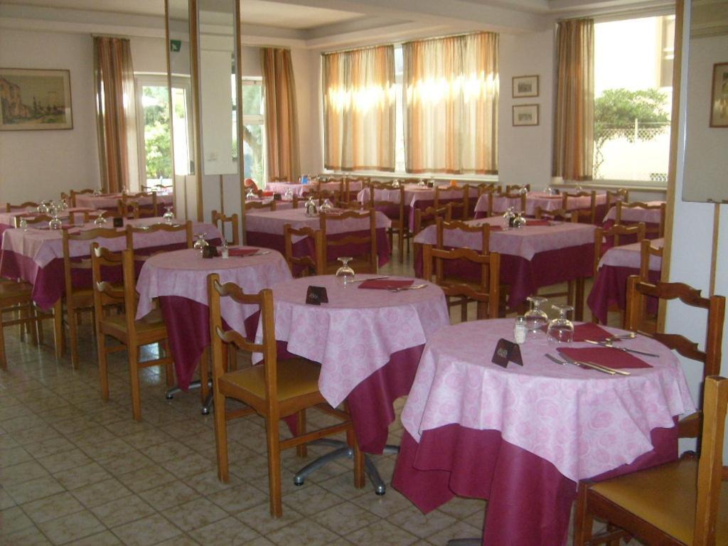 Hotel Bel Air Rivazzurra Di Rimini Екстер'єр фото
